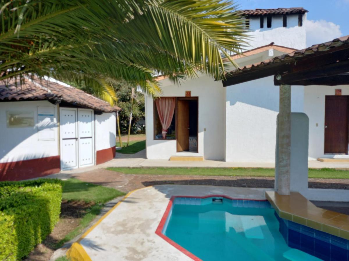 ואלה דה בראבו Hm Hotel El Rancho Las Margaritas מראה חיצוני תמונה
